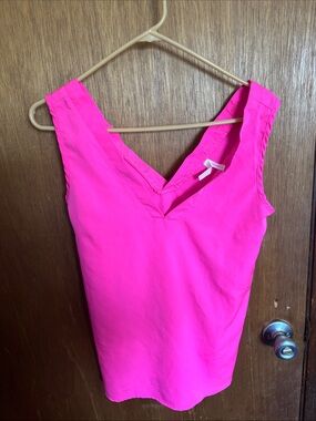 True Destiny Hot Pink V-Neck Sleeveless Camisole